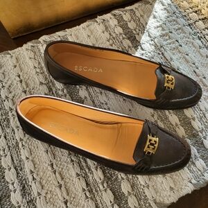 Escada Flats/Loafers, Brown. Size 40 [US 10]